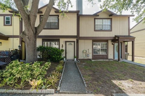 Adosado en Tampa, Florida 2 dormitorios, 120.96 m2 № 2234505