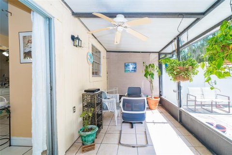 Adosado en venta en Tampa, Florida, 2 dormitorios, 120.96 m2 № 2234505 - foto 13