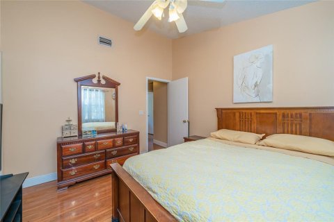 Adosado en venta en Tampa, Florida, 2 dormitorios, 120.96 m2 № 2234505 - foto 28