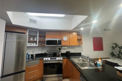 Купить кондоминиум в Майами, Флорида 2 спальни, 97.36м2, № 2047087 - фото 25