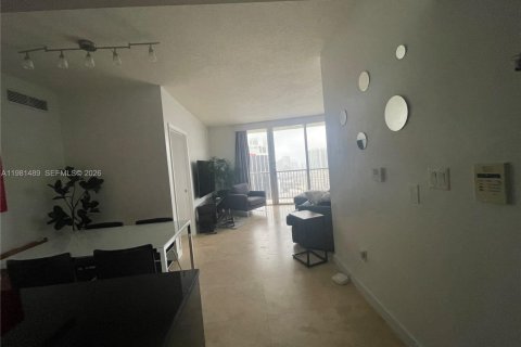 Купить кондоминиум в Майами, Флорида 2 спальни, 97.36м2, № 2047087 - фото 26