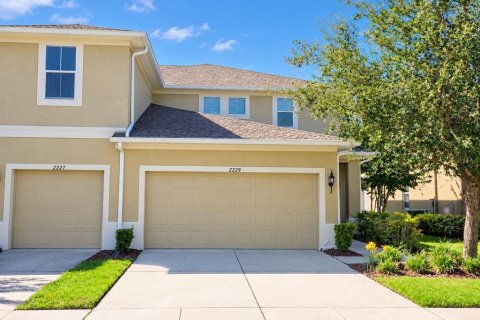 Touwnhouse à Brandon, Floride 3 chambres, 172.8 m2 № 2421792