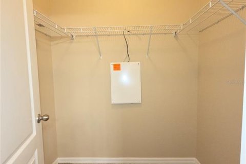 Touwnhouse à louer à Brandon, Floride: 3 chambres, 172.8 m2 № 2421792 - photo 21