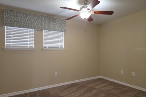Touwnhouse à louer à Brandon, Floride: 3 chambres, 172.8 m2 № 2421792 - photo 27