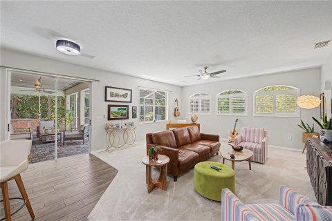 Villa ou maison à vendre à Tampa, Floride: 4 chambres, 209.49 m2 № 2314840 - photo 14
