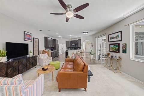 Villa ou maison à vendre à Tampa, Floride: 4 chambres, 209.49 m2 № 2314840 - photo 13