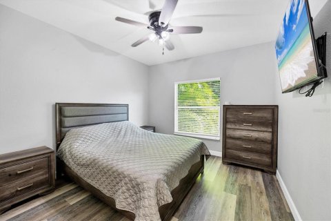 Immobilier commercial à vendre à Rotonda, Floride: 6 chambres, 242.66 m2 № 2350149 - photo 22