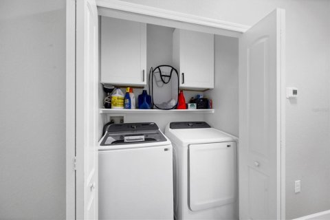Immobilier commercial à vendre à Rotonda, Floride: 6 chambres, 242.66 m2 № 2350149 - photo 28