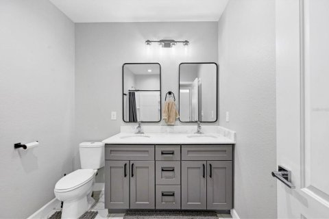 Immobilier commercial à vendre à Rotonda, Floride: 6 chambres, 242.66 m2 № 2350149 - photo 23