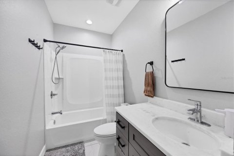 Immobilier commercial à vendre à Rotonda, Floride: 6 chambres, 242.66 m2 № 2350149 - photo 26