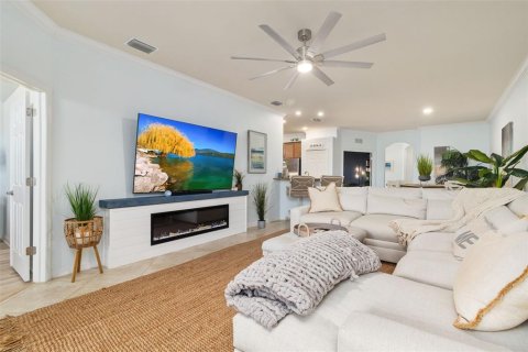 House in Bradenton, Florida 2 bedrooms, 145.86 sq.m. № 1631627 - photo 7