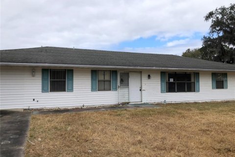 House in Leesburg, Florida 3 bedrooms, 215.16 sq.m. № 1557572 - photo 2