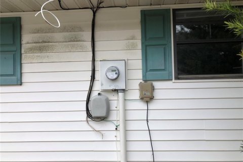 House in Leesburg, Florida 3 bedrooms, 215.16 sq.m. № 1557572 - photo 5