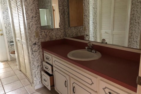 House in Leesburg, Florida 3 bedrooms, 215.16 sq.m. № 1557572 - photo 19