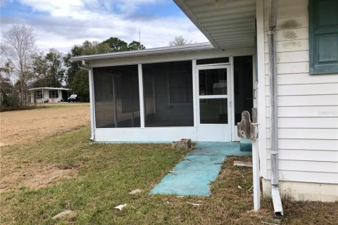 House in Leesburg, Florida 3 bedrooms, 215.16 sq.m. № 1557572 - photo 4