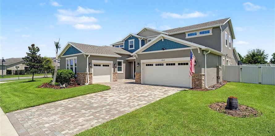 Villa ou maison à Winter Garden, Floride 5 chambres, 434.78 m2 № 2329688