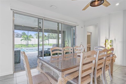Villa ou maison à vendre à Winter Garden, Floride: 5 chambres, 434.78 m2 № 2329688 - photo 20