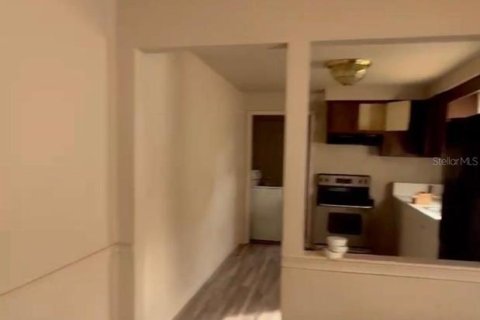House in Tampa, Florida 3 bedrooms, 81.75 sq.m. № 2130199 - photo 3