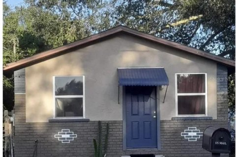 Villa ou maison à Tampa, Floride 3 chambres, 81.75 m2 № 2130199