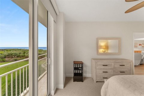 Condo in Stuart, Florida, 2 bedrooms  № 2376850 - photo 29