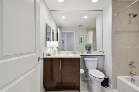 Condo in Tampa, Florida, 3 bedrooms  № 1246560 - photo 27