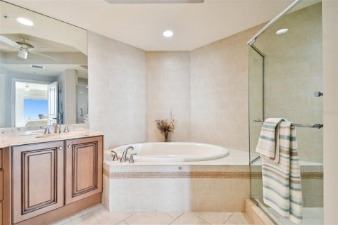 Condo in Tampa, Florida, 3 bedrooms  № 1246560 - photo 20