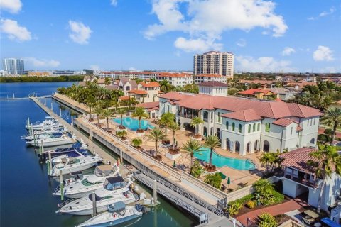 Condo in Tampa, Florida, 3 bedrooms  № 1246560 - photo 2