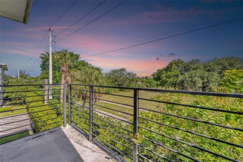 Купить таунхаус в Плантация, Флорида 3 спальни, 155.33м2, № 2022186 - фото 30