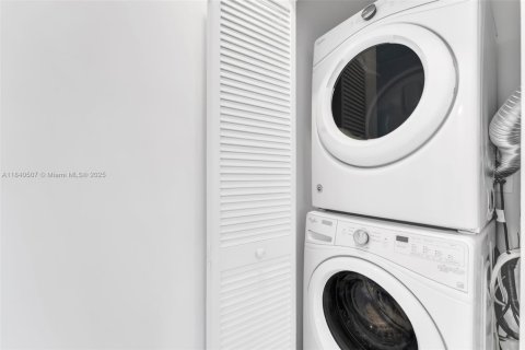 Купить таунхаус в Плантация, Флорида 3 спальни, 155.33м2, № 2022186 - фото 24