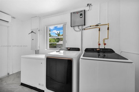 House in Homestead, Florida 3 bedrooms, 112.97 sq.m. № 2086666 - photo 19