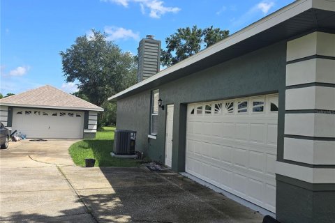 House in Silver Springs Shores, Florida 3 bedrooms, 217.02 sq.m. № 1838053 - photo 17