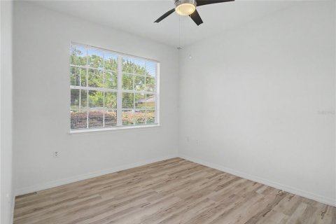 Condo in Orlando, Florida, 2 bedrooms № 2207277 - photo 25