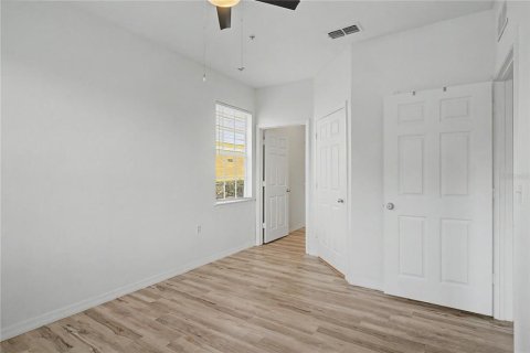 Condo in Orlando, Florida, 2 bedrooms № 2207277 - photo 26