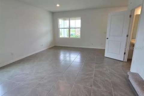 Adosado en venta en Winter Garden, Florida, 3 dormitorios, 142.7 m2 № 1608543 - foto 6