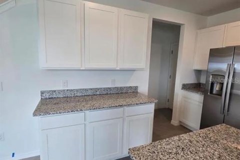 Adosado en venta en Winter Garden, Florida, 3 dormitorios, 142.7 m2 № 1608543 - foto 8