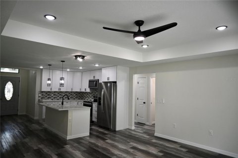 Villa ou maison à vendre à Auburndale, Floride: 4 chambres, 138.42 m2 № 1778728 - photo 9