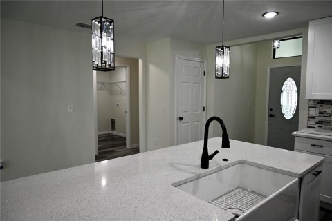 Villa ou maison à vendre à Auburndale, Floride: 4 chambres, 138.42 m2 № 1778728 - photo 7