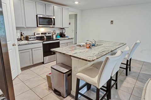 Villa ou maison à vendre à Plant City, Floride: 4 chambres, 171.5 m2 № 2224730 - photo 4