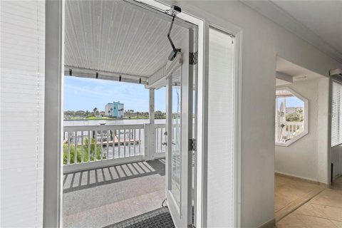 Condominio en alquiler en Indian Shores, Florida, 2 dormitorios, 104.05 m2 № 1802376 - foto 27