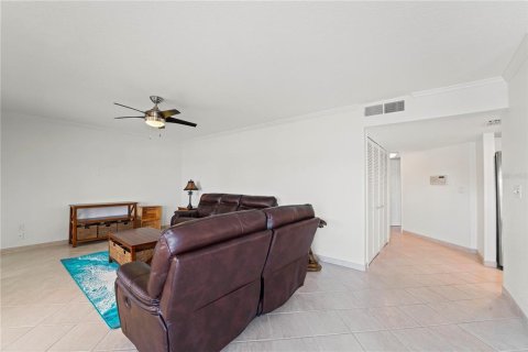 Condominio en alquiler en Indian Shores, Florida, 2 dormitorios, 104.05 m2 № 1802376 - foto 23