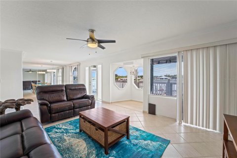 Condominio en alquiler en Indian Shores, Florida, 2 dormitorios, 104.05 m2 № 1802376 - foto 26