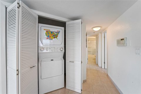 Condominio en alquiler en Indian Shores, Florida, 2 dormitorios, 104.05 m2 № 1802376 - foto 15