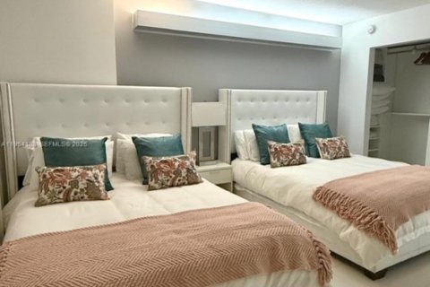 Снять в аренду кондоминиум в Майами-Бич, Флорида 1 спальня, 75.07м2, № 2008965 - фото 9