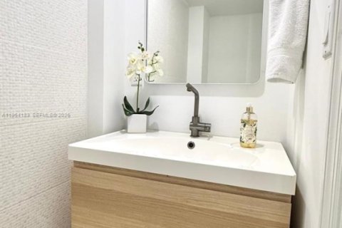 Снять в аренду кондоминиум в Майами-Бич, Флорида 1 спальня, 75.07м2, № 2008965 - фото 13