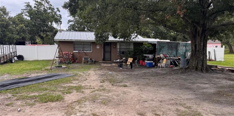 House in Mulberry, Florida 2 bedrooms, 66.89 sq.m. № 1780778
