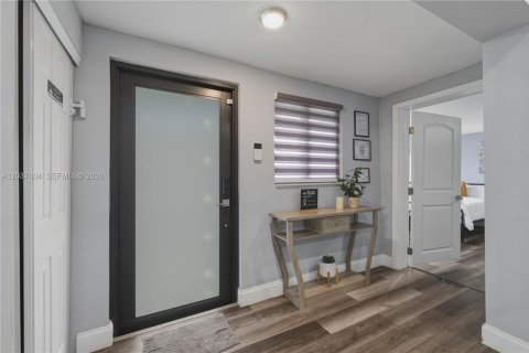 Villa ou maison à vendre à Miami, Floride: 4 chambres, 217.39 m2 № 2260285 - photo 20