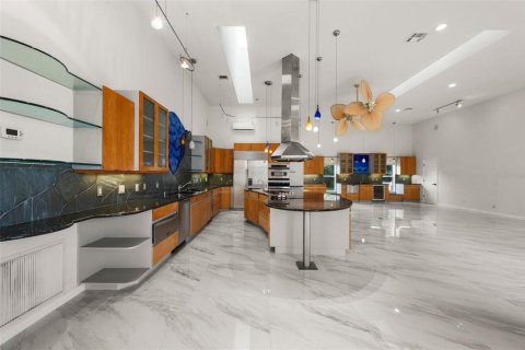 Villa ou maison à vendre à Port Charlotte, Floride: 4 chambres, 366.59 m2 № 1344175 - photo 6
