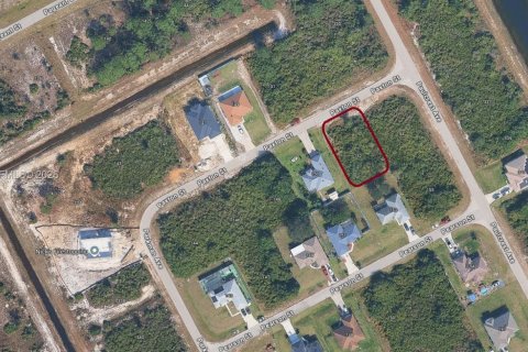 Terreno en Lehigh Acres, Florida № 2170382