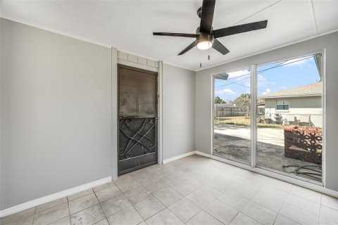 Villa ou maison à vendre à Titusville, Floride: 3 chambres, 142.42 m2 № 2096214 - photo 15