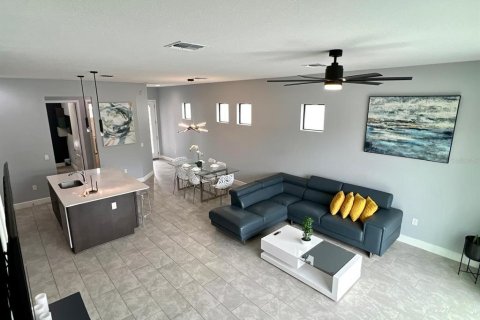Villa ou maison à vendre à Davenport, Floride: 4 chambres, 173.82 m2 № 1609741 - photo 10